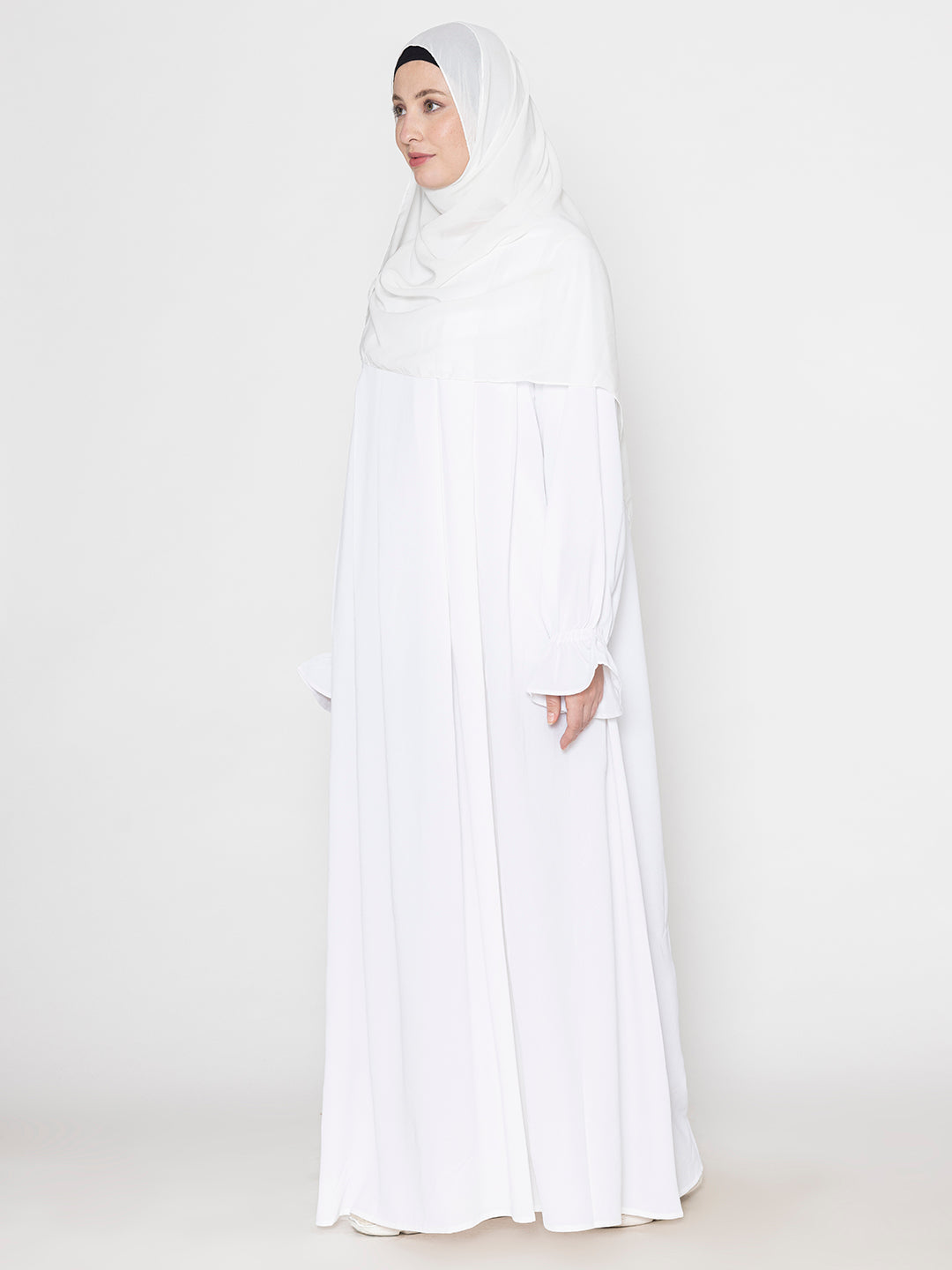 Front Pleated Round Neck Abaya