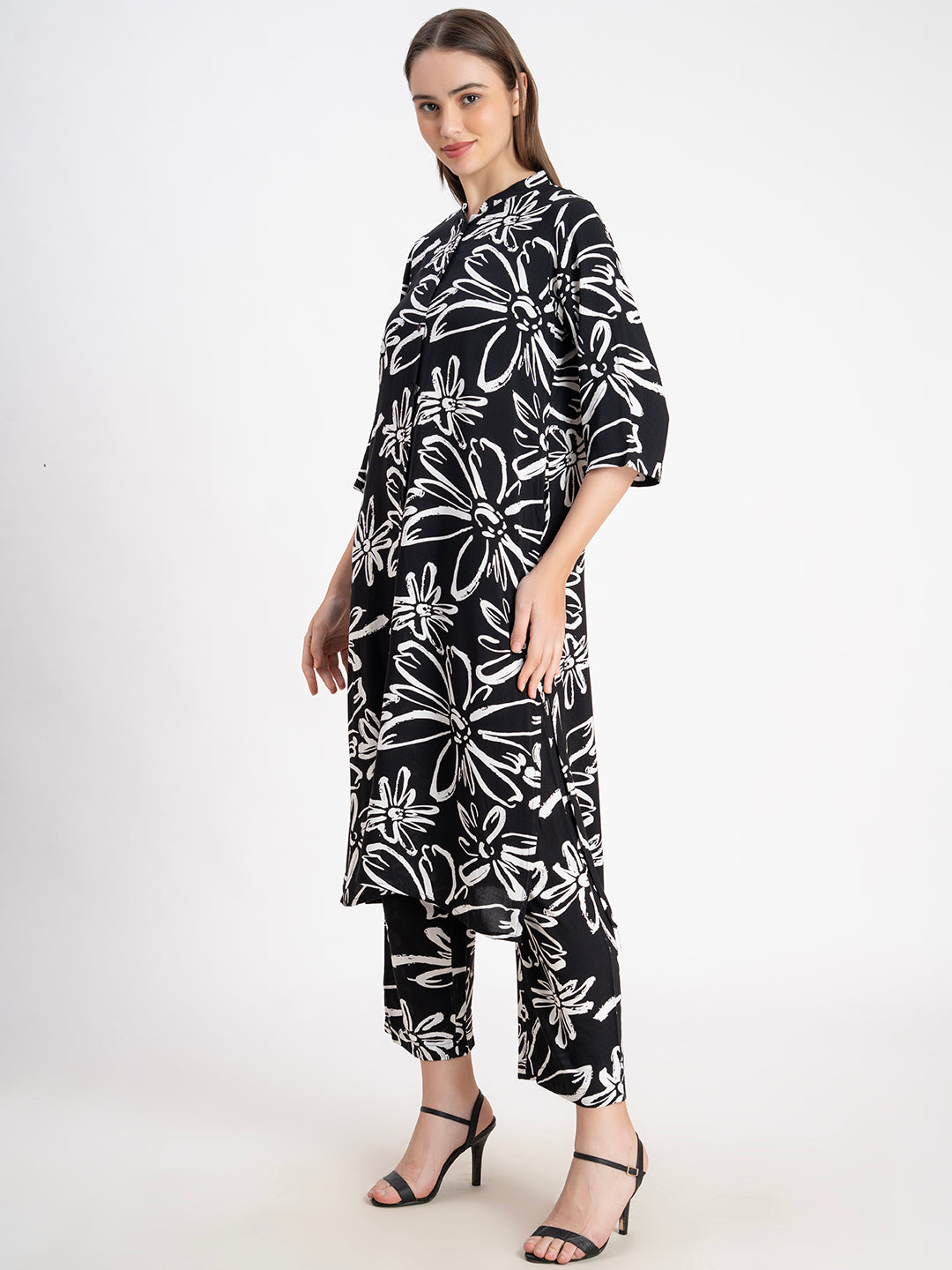 Floral Printed Mandarin Collar Tunic With Trousers