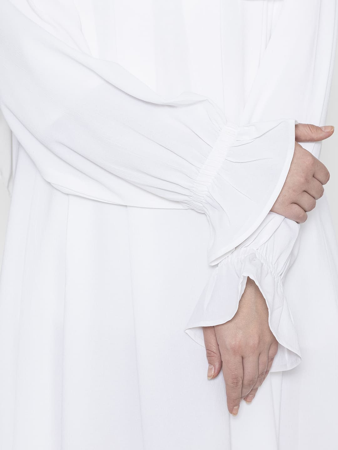 Pleated Abaya With Elasticated Sleeves & Hijab Scarf White