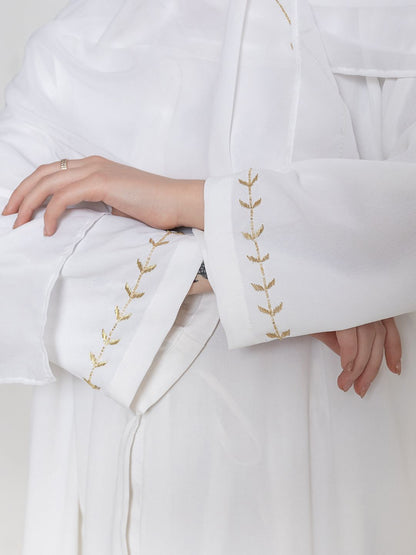 Women Embroidered Round Neck Abaya With Scarf