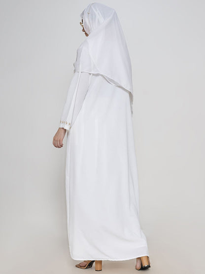 Women Embroidered Round Neck Abaya With Scarf