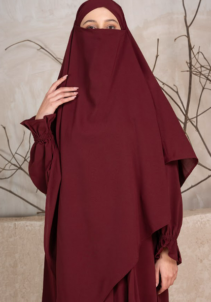 Classic Full-Coverage Khimar – Deep Burgundy