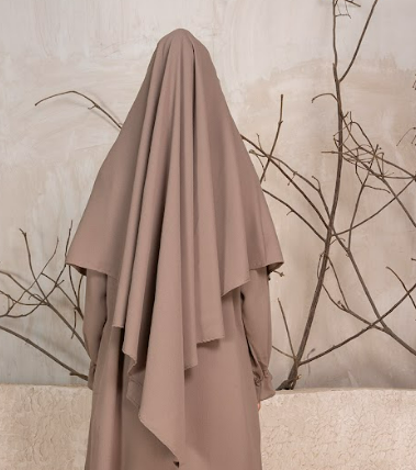 Elegant Full-Coverage Khimar – Soft Taupe